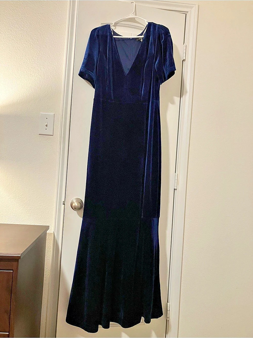 LuLu’s Navy Velvet Maxi Dress XL / 16
